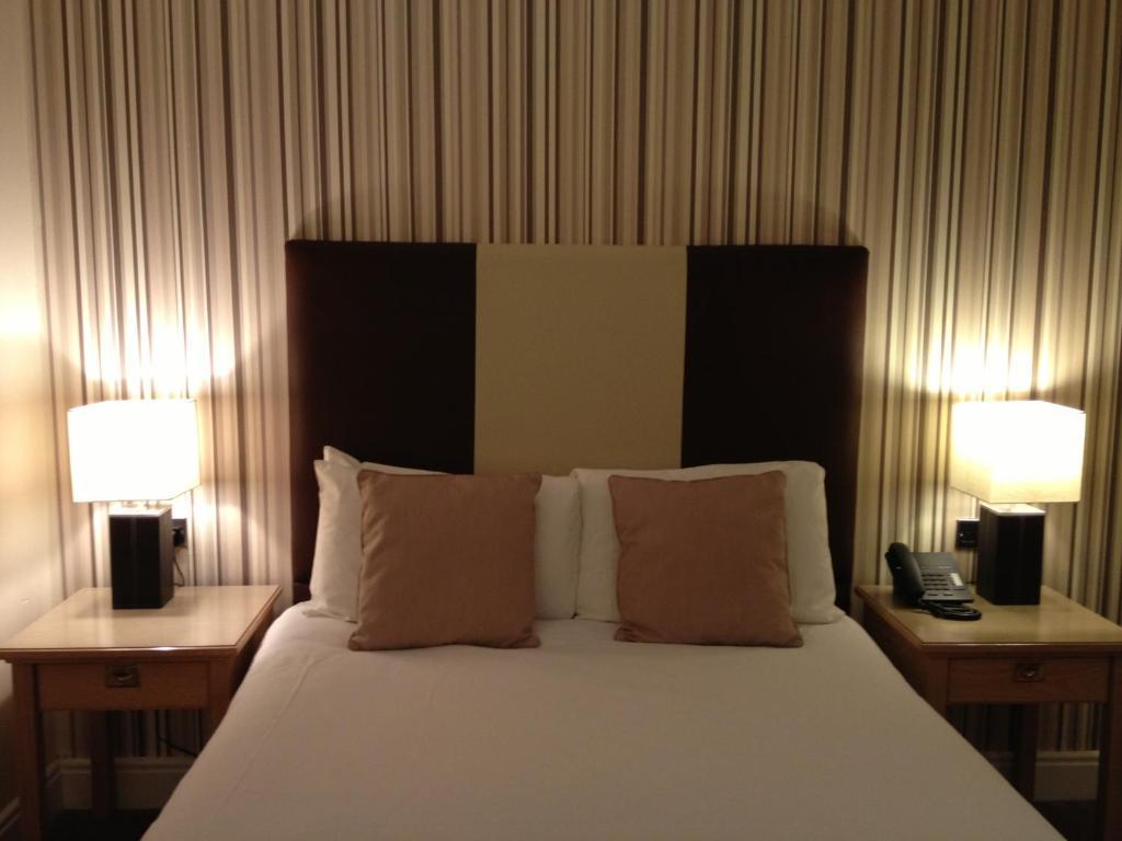 Allerton Court Hotel نورثاليرتون الغرفة الصورة