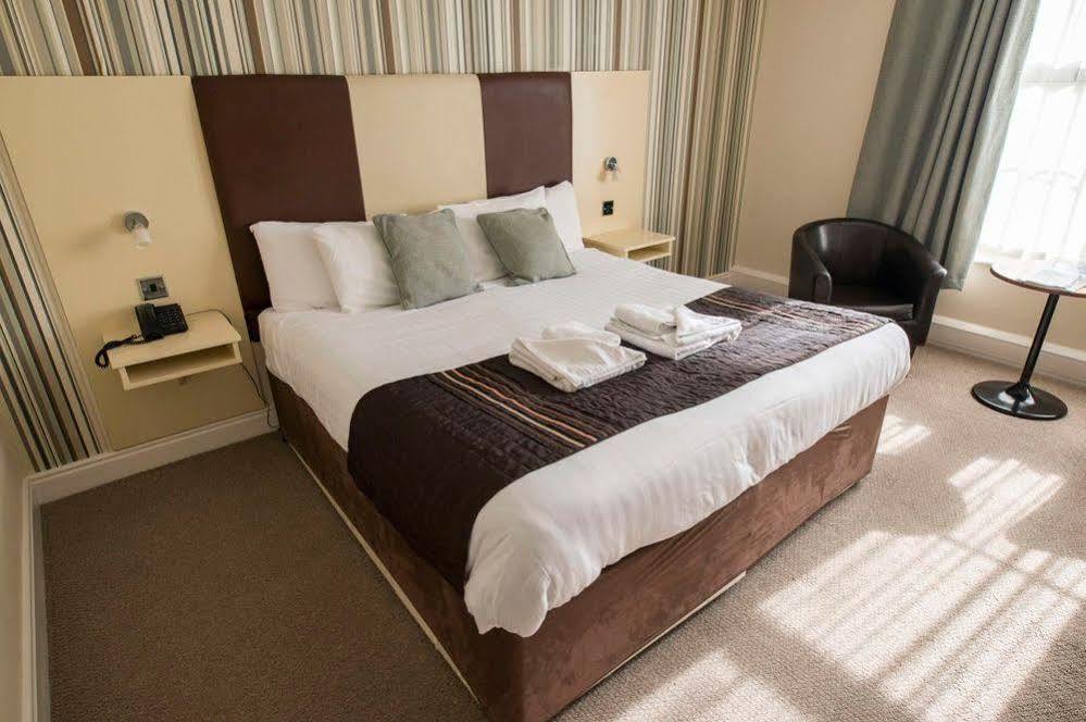 Allerton Court Hotel نورثاليرتون المظهر الخارجي الصورة